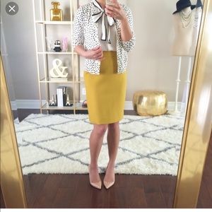 ✏️ Classic J Crew No 2 pencil Skirt in Yellow